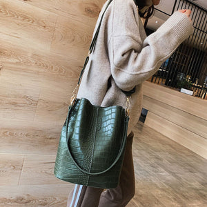 Large Capacity Alligator Bucket Bag