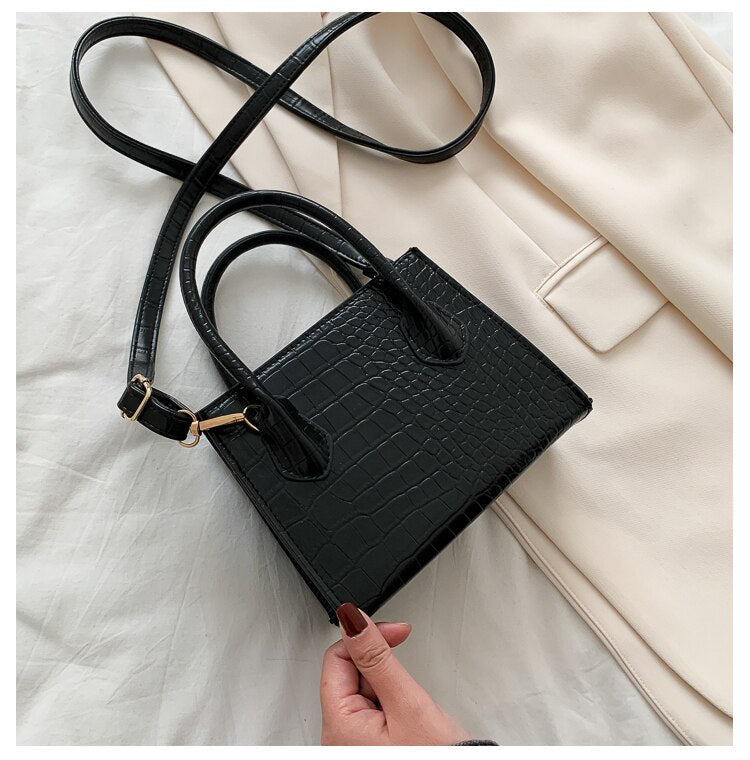 Small Crocodile Pattern Solid Color PU Leather Crossbody Bags